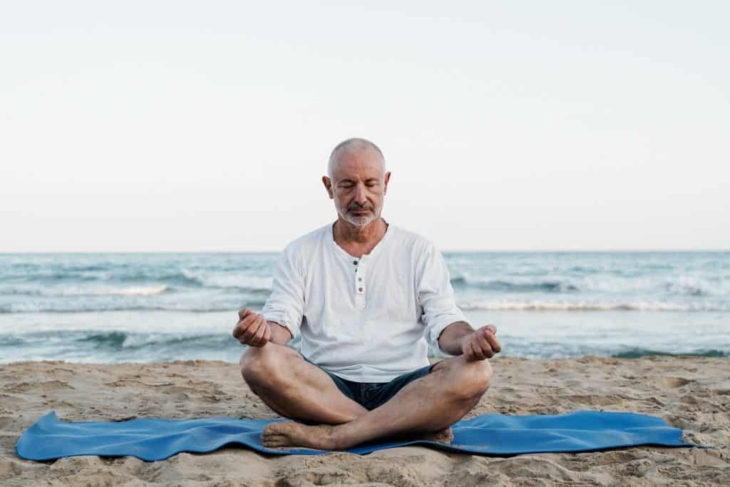 Les bienfaits de la méditation en pleine conscience pour les personnes âgées 8